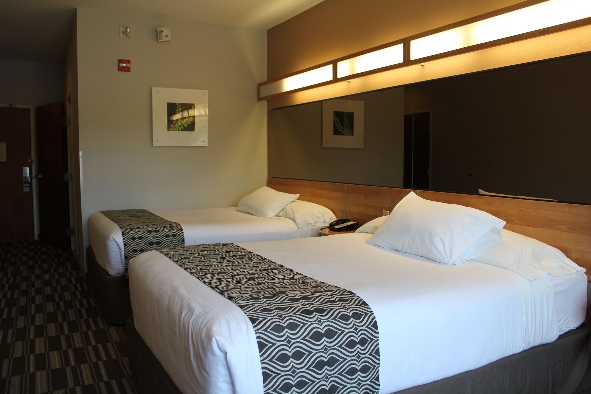 York Microtel Inn & Suites By Wyndham Exterior photo