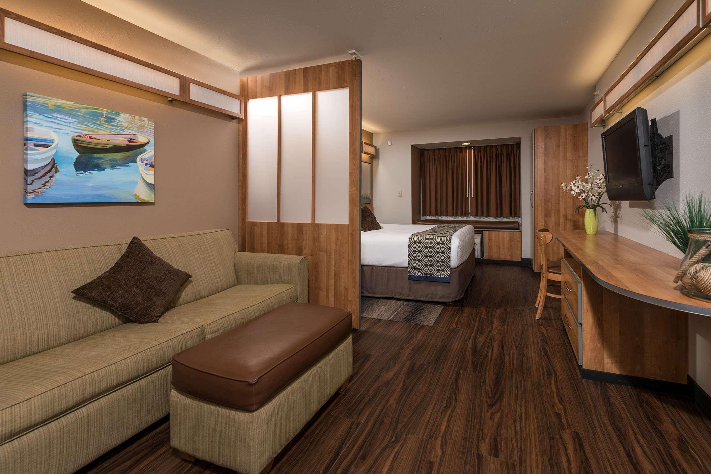 York Microtel Inn & Suites By Wyndham Exterior photo