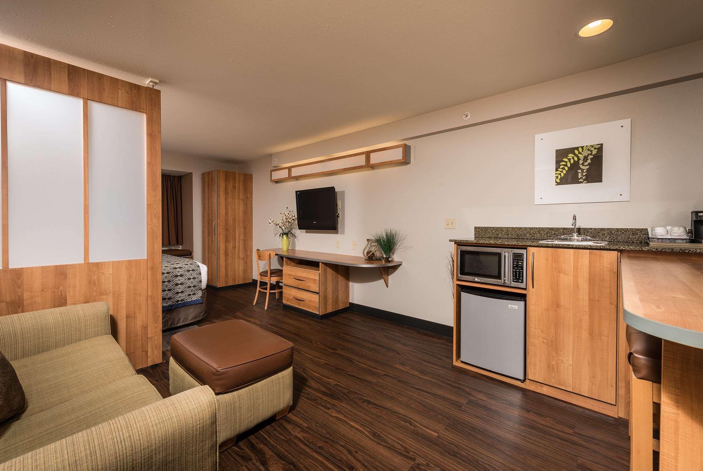York Microtel Inn & Suites By Wyndham Exterior photo